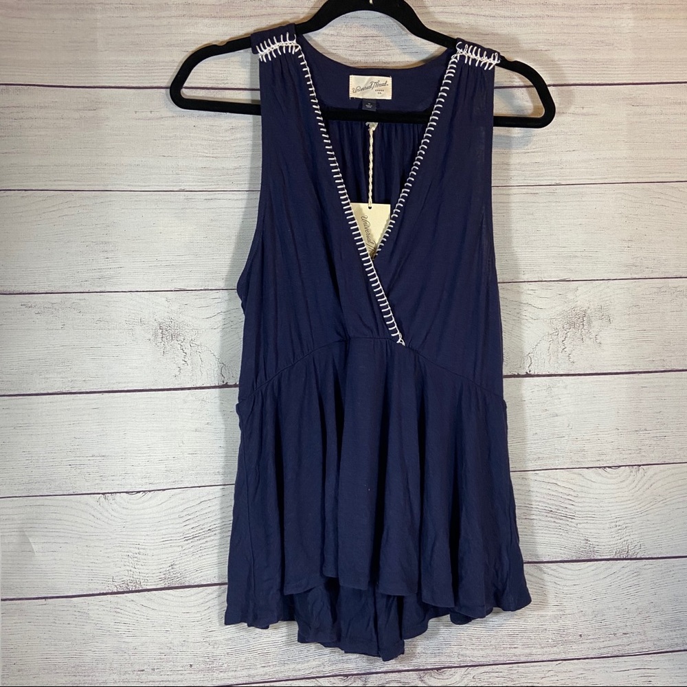 NWT Universal Tread tank top (M)